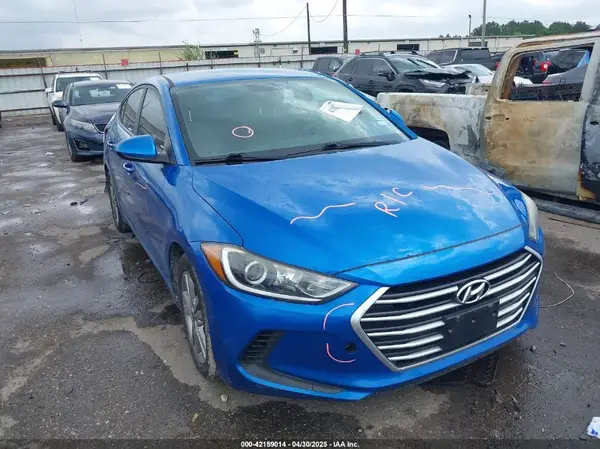 KMHD84LFXHU166494 2017 HYUNDAI ELANTRA - Image 1