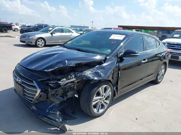 KMHD84LFXHU170061 2017 HYUNDAI ELANTRA - Image 2