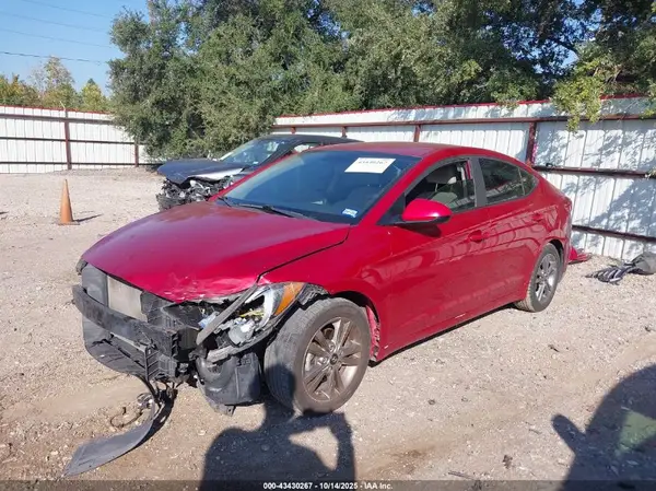 KMHD84LFXHU173669 2017 HYUNDAI ELANTRA - Image 2