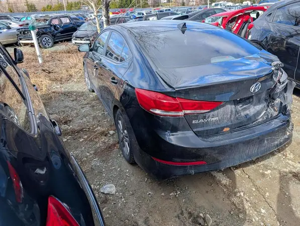 KMHD84LFXHU177222 2017 HYUNDAI ELANTRA - Image 2