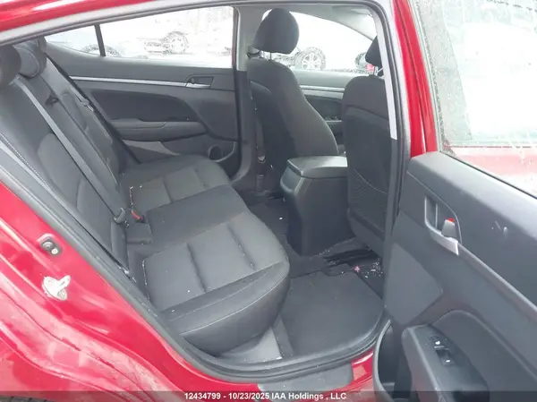 KMHD84LFXHU182565 2017 HYUNDAI ELANTRA - Image 8