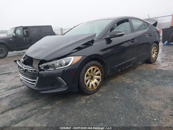 KMHD84LFXHU184588 2017 HYUNDAI ELANTRA - Image 2