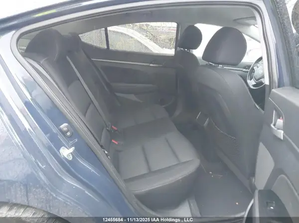KMHD84LFXHU187863 2017 HYUNDAI ELANTRA - Image 8