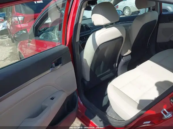 KMHD84LFXHU188284 2017 HYUNDAI ELANTRA - Image 8