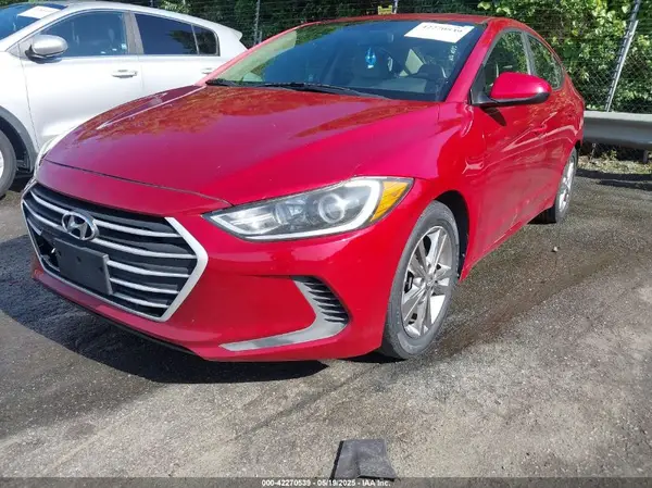 KMHD84LFXHU189449 2017 HYUNDAI ELANTRA - Image 2