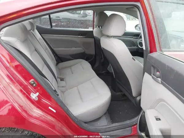 KMHD84LFXHU195316 2017 HYUNDAI ELANTRA - Image 8