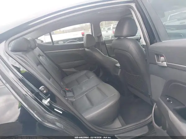 KMHD84LFXHU207092 2017 HYUNDAI ELANTRA - Image 8