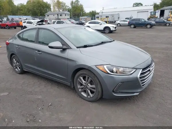 KMHD84LFXHU208243 2017 HYUNDAI ELANTRA - Image 1