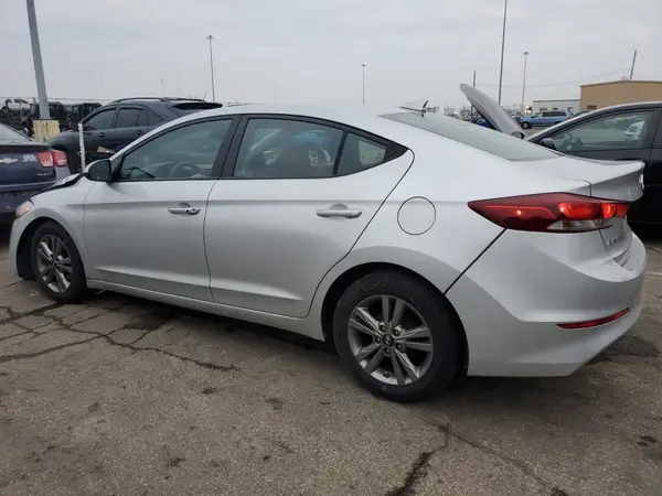KMHD84LFXHU241338 2017 HYUNDAI ELANTRA - Image 2