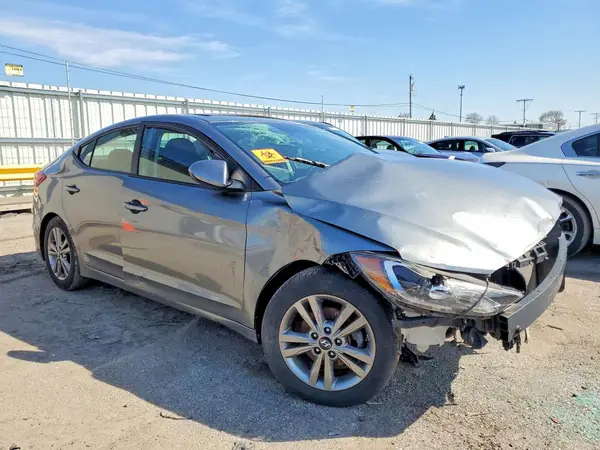 KMHD84LFXHU245499 2017 HYUNDAI ELANTRA - Image 2