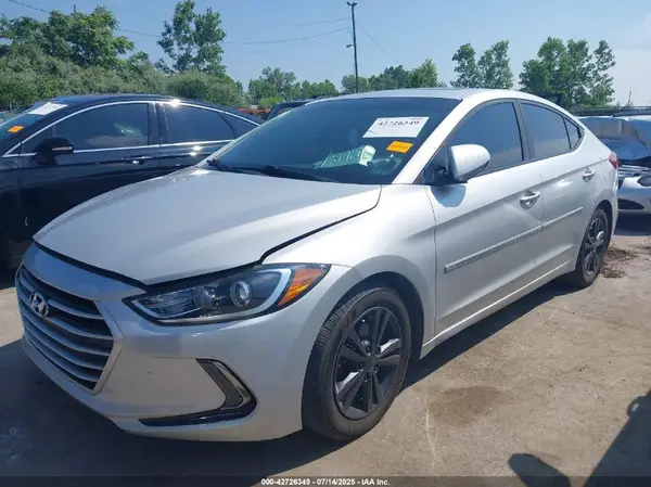 KMHD84LFXHU248077 2017 HYUNDAI ELANTRA - Image 2