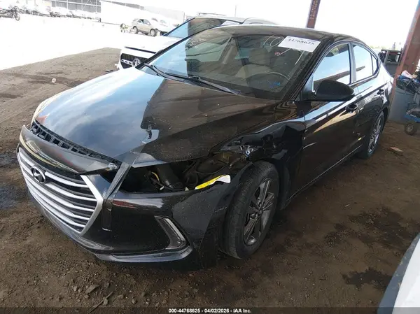 KMHD84LFXHU249858 2017 HYUNDAI ELANTRA - Image 2