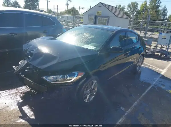 KMHD84LFXHU249939 2017 HYUNDAI ELANTRA - Image 2