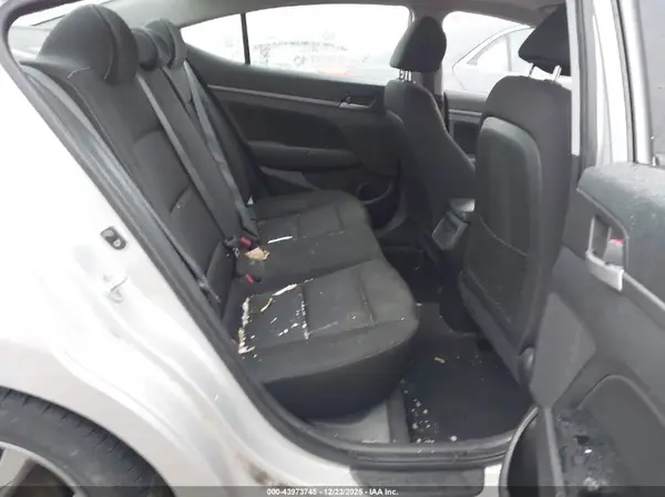 KMHD84LFXHU261301 2017 HYUNDAI ELANTRA - Image 8