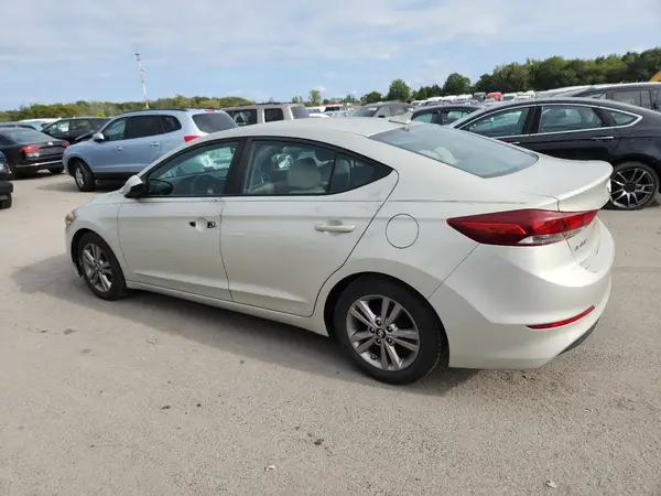 KMHD84LFXHU262724 2017 HYUNDAI ELANTRA - Image 2