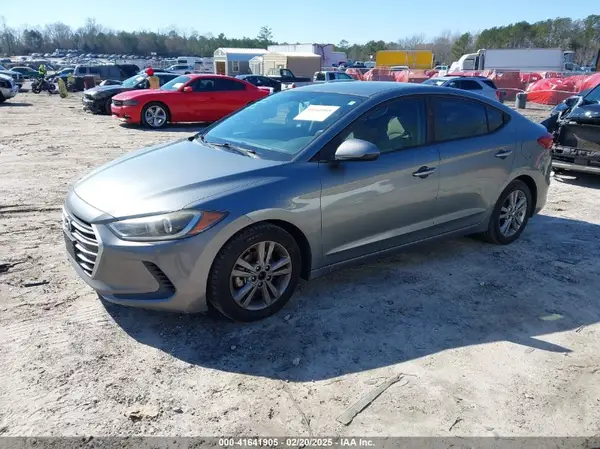 KMHD84LFXHU262996 2017 HYUNDAI ELANTRA - Image 2