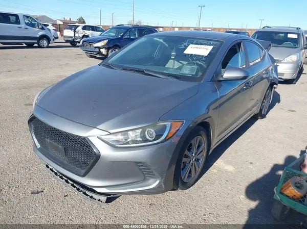 KMHD84LFXHU263016 2017 HYUNDAI ELANTRA - Image 2