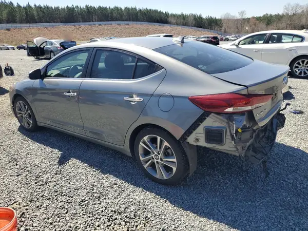 KMHD84LFXHU264067 2017 HYUNDAI ELANTRA - Image 2