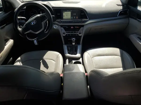KMHD84LFXHU264067 2017 HYUNDAI ELANTRA - Image 8