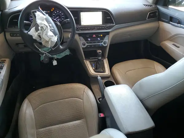 KMHD84LFXHU280205 2017 HYUNDAI ELANTRA - Image 8