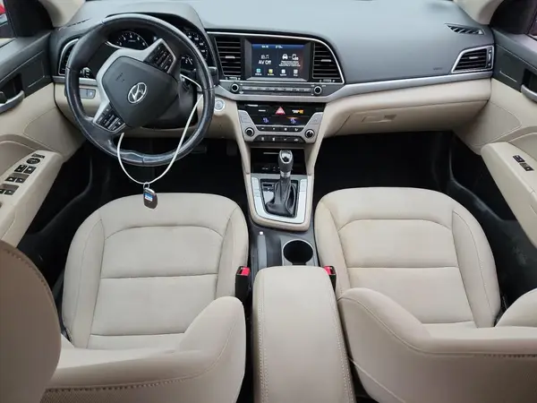 KMHD84LFXHU327507 2017 HYUNDAI ELANTRA - Image 8
