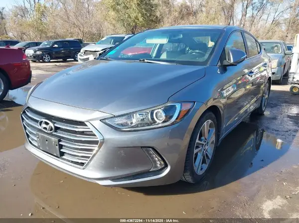 KMHD84LFXHU331962 2017 HYUNDAI ELANTRA - Image 2