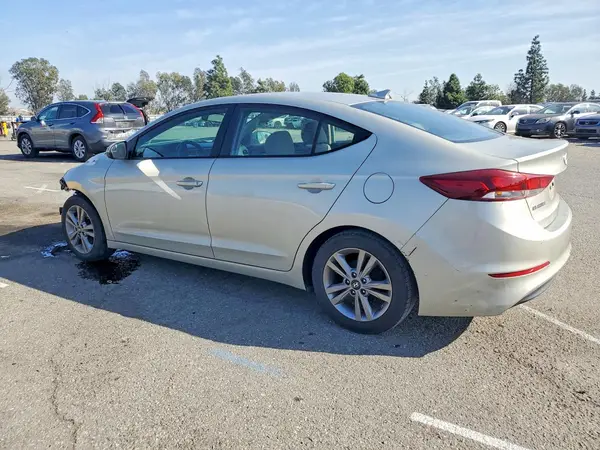 KMHD84LFXHU378067 2017 HYUNDAI ELANTRA - Image 2