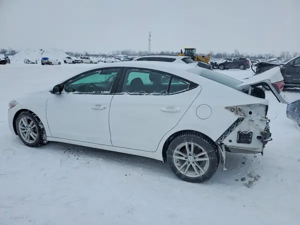 KMHD84LFXHU398075 2017 HYUNDAI ELANTRA - Image 2