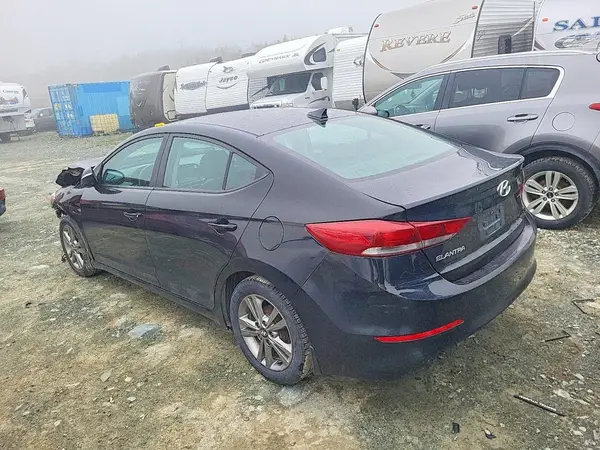 KMHD84LFXHU401475 2017 HYUNDAI ELANTRA - Image 2