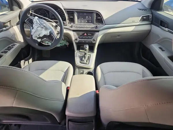 KMHD84LFXHU401721 2017 HYUNDAI ELANTRA - Image 8