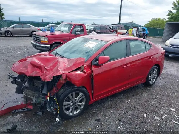 KMHD84LFXHU417580 2017 HYUNDAI ELANTRA - Image 2