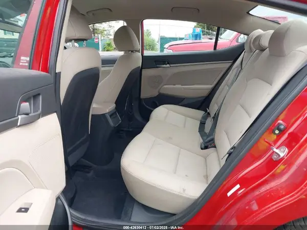 KMHD84LFXHU417580 2017 HYUNDAI ELANTRA - Image 8
