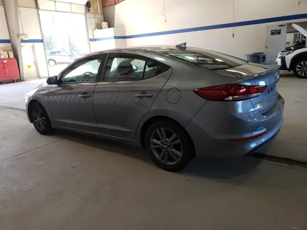 KMHD84LFXHU422908 2017 HYUNDAI ELANTRA - Image 2