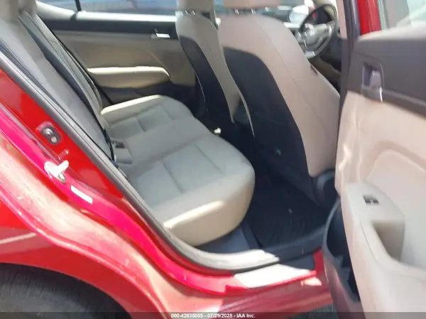 KMHD84LFXHU423069 2017 HYUNDAI ELANTRA - Image 8