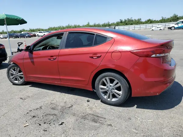 KMHD84LFXHU425453 2017 HYUNDAI ELANTRA - Image 2