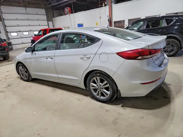 KMHD84LFXHU427056 2017 HYUNDAI ELANTRA - Image 2