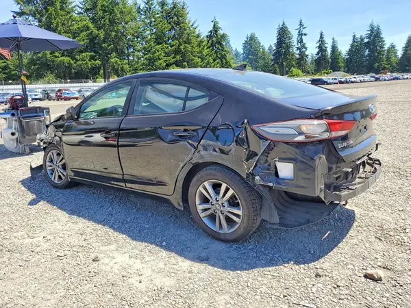 KMHD84LFXHU428174 2017 HYUNDAI ELANTRA - Image 2