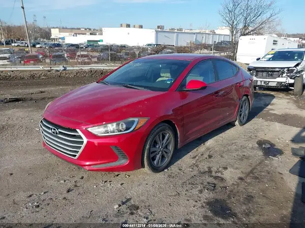 KMHD84LFXHU428546 2017 HYUNDAI ELANTRA - Image 2