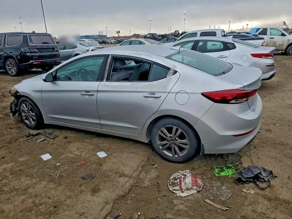 KMHD84LFXHU431740 2017 HYUNDAI ELANTRA - Image 2