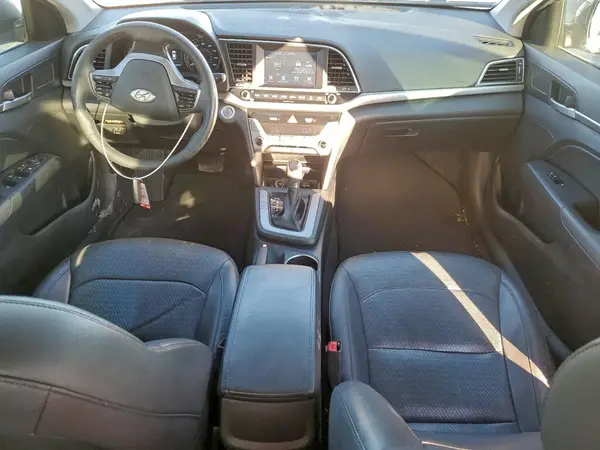 KMHD84LFXJU448687 2018 HYUNDAI ELANTRA - Image 8
