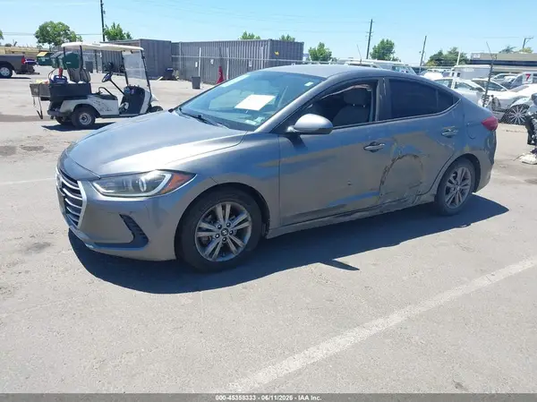 KMHD84LFXJU450097 2018 HYUNDAI ELANTRA - Image 2