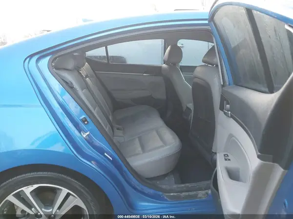 KMHD84LFXJU451038 2018 HYUNDAI ELANTRA - Image 8
