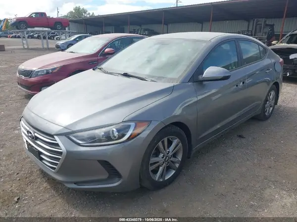 KMHD84LFXJU451931 2018 HYUNDAI ELANTRA - Image 2