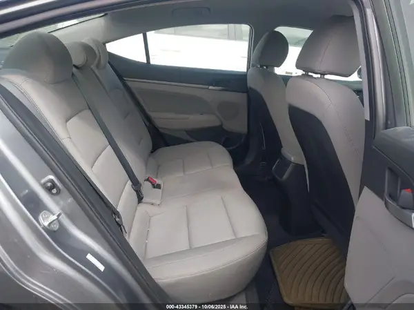 KMHD84LFXJU451931 2018 HYUNDAI ELANTRA - Image 8
