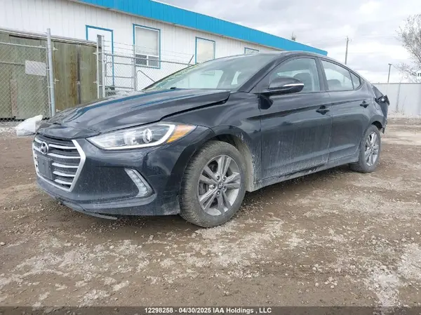KMHD84LFXJU467563 2018 HYUNDAI ELANTRA - Image 2