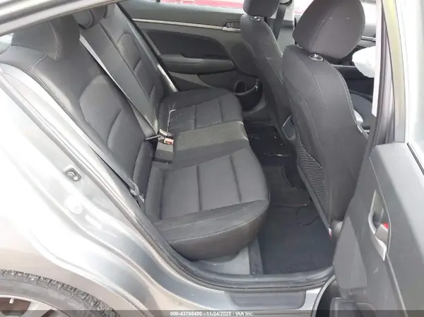 KMHD84LFXJU472262 2018 HYUNDAI ELANTRA - Image 8