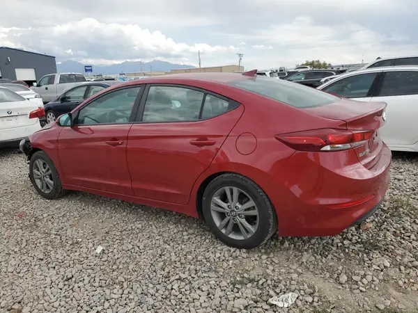 KMHD84LFXJU472634 2018 HYUNDAI ELANTRA - Image 2