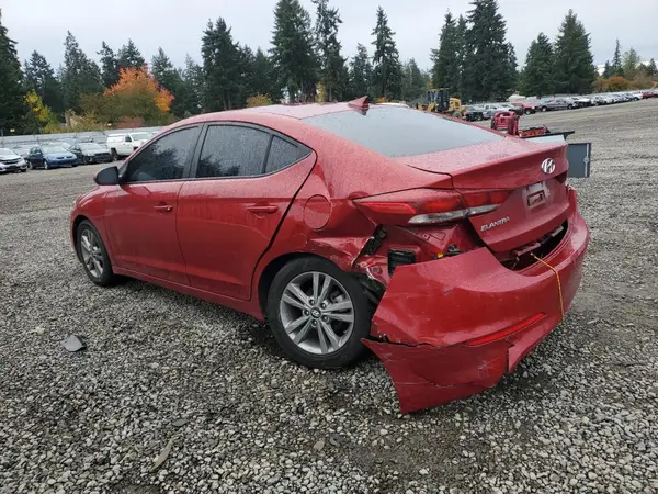 KMHD84LFXJU472861 2018 HYUNDAI ELANTRA - Image 2