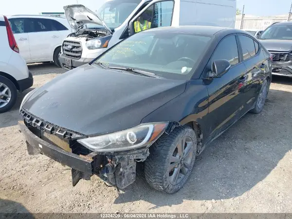 KMHD84LFXJU479602 2018 HYUNDAI ELANTRA - Image 2