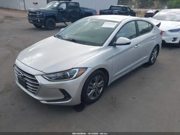 KMHD84LFXJU493337 2018 HYUNDAI ELANTRA - Image 2